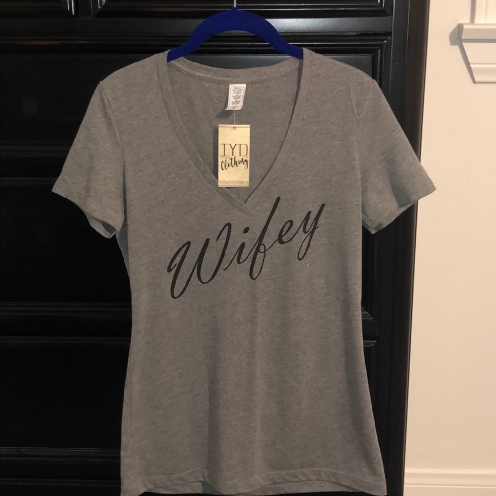 Wifey tee - Short sleeve gray - Never worn